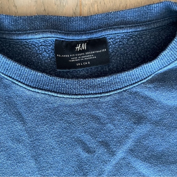 H&M Dark Blue Regular Fit Long Sleeve Sweatshirt - Picture 5 of 11